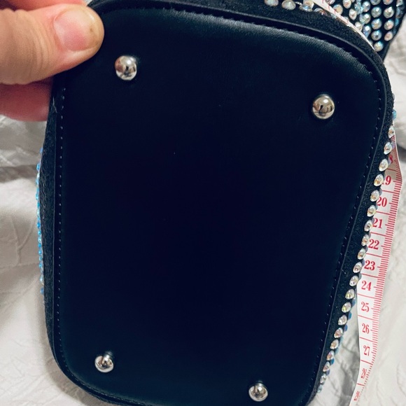 Bedazzled black crystal purse great for a night out stunning gift holiday Gifts - Picture 11 of 12